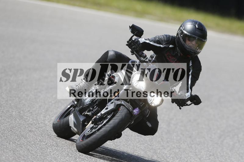 /Archiv-2024/17 01.05.2024 Speer Racing ADR/Schnuppertraining